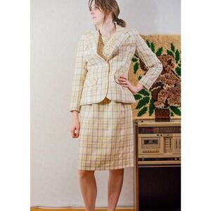 Vintage 60s 70s Women's Classic Pastel Yellow Blue Plaid Skirt Suit, Jacket, S​